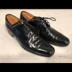 SOLD | Kenneth Cole Leather Dress Shoes (Blucher/Darby) in Polished Black